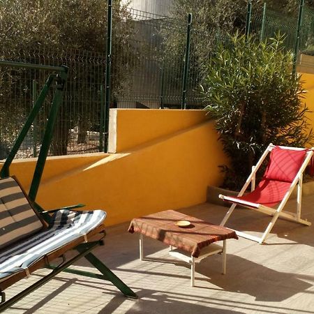Casa Di Claude Con Posto Auto Apartment Finale Ligure Exterior photo
